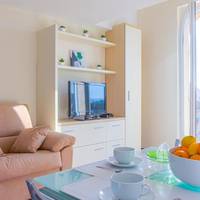 One-Bedroom Apartment (4 Adults)