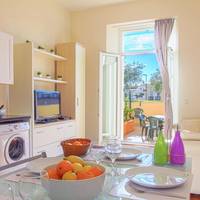 Two-Bedroom Apartment (5 Adults)