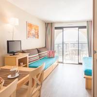 Studio with Sea View (4 Adults)