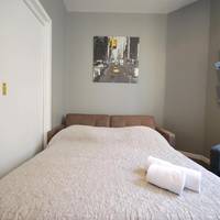 One-Bedroom Apartment (6 Adults)