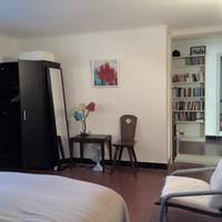 Budget Twin Room with Shared Bathroom