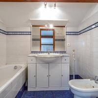 Two-Bedroom Apartment - Split Level