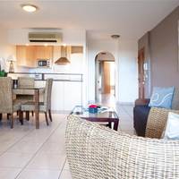 Two-Bedroom Apartment (6 Adults)