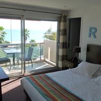 Privilege double Room - Sea View or Racecourse View