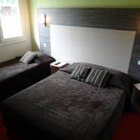 Family Room  (5 People)