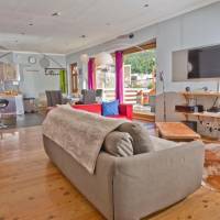 Three-Bedroom Apartment (6 Adults)