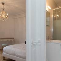 One-Bedroom Apartment - 68 rue du Point du Jour
