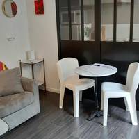 Apartment with Shower