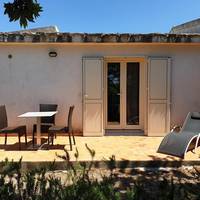 Studio (2 Adults)