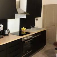 Two-Bedroom Cottage (6 Adults)