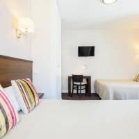Family Room (2 Adults + 2 Children)