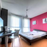 Studio (2 Adults)