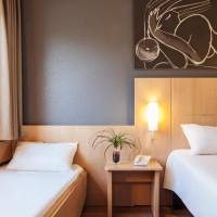 Standard Room With 3 Single Beds