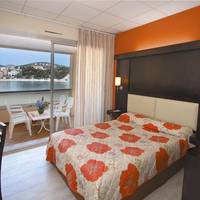 Family Suite with Loggia Balcony - Beach View