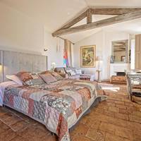 Suite with Garden View