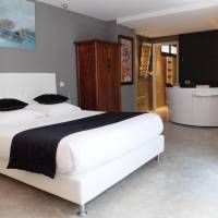 Deluxe Room with Spa  