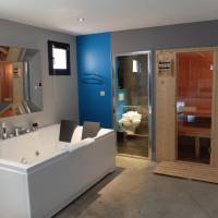 Double Room with Spa Bath and Sauna