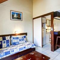 Budget One-Bedroom Apartment (7 People)