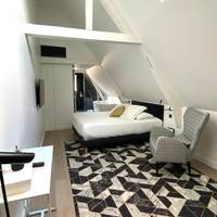 Junior Apartment