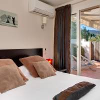 Junior Suite with Garden View