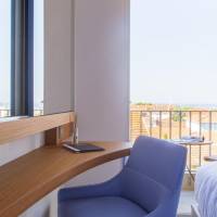 Standard Double or Twin Room with Balcony with Bassin view