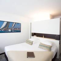 Classic Double or Twin Room with Courtyard View