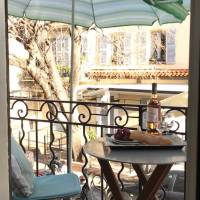Apartment with Balcony