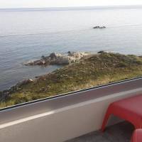 One-Bedroom Apartment (2 Adults + 2 Children)