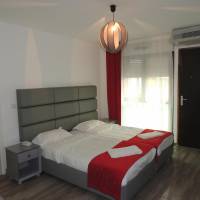 One-Bedroom Apartment (4 Adults)