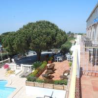 Family Room with Terrace (2 Adults + 2 Children)