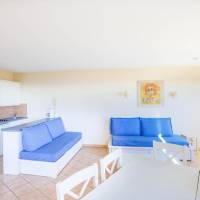 Select One-Bedroom Apartment (7 People)