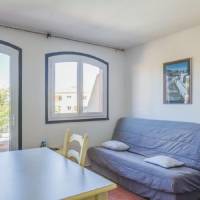 Select Studio (4 People)