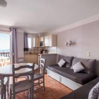 Select Two-Bedroom Apartment (6 People)