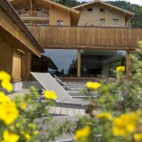 Three-Bedroom Apartment (8 Adults) with Spa Access
