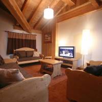 Four-Bedroom Apartment (10 Persons)