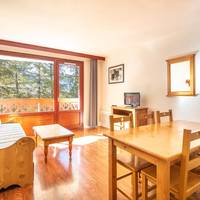 One-Bedroom Apartment (6 Adults)
