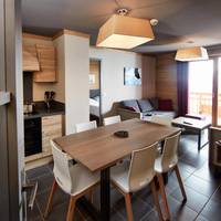 Three-Bedroom Apartment with Spa Access (7 Adults)