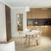 Family Cottage (4 Adults, 2 Children) with Terrace