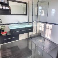 Three-Bedroom Villa (6 Adults)