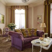 Corner Suite