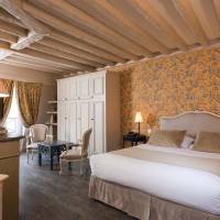 Quadruple Suite