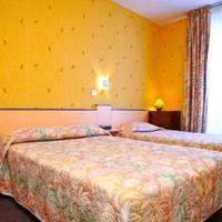 Triple Room with Bath