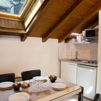 Studio (4 Adults) - Rue de la Sourdière