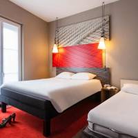 Standard Room with 1 double bed and 1 single bed