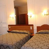Triple Room with Bath or Shower
