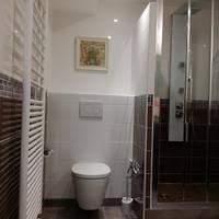  Studio Deluxe 