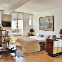 Deluxe One-Bedroom Apartment (4 persons)