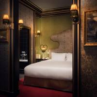 Junior Suite with Private Access to Pool and Spa