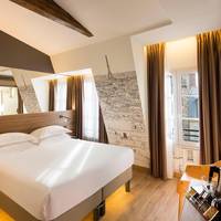 Double Room with Eiffel Tower View