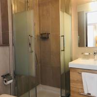 Twin Room with Shower